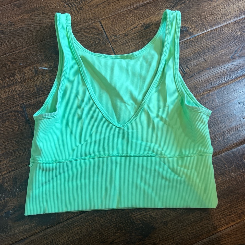 lime green lululemon crop tank